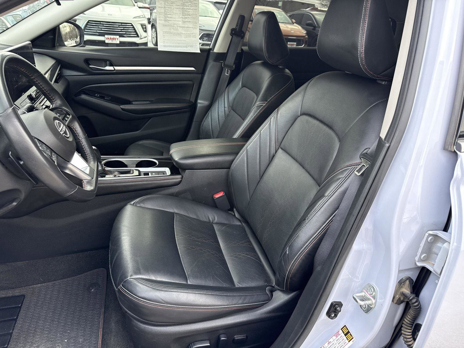 Used 2024 Nissan Altima 2.5 SR w/ SR Premium Package image 13