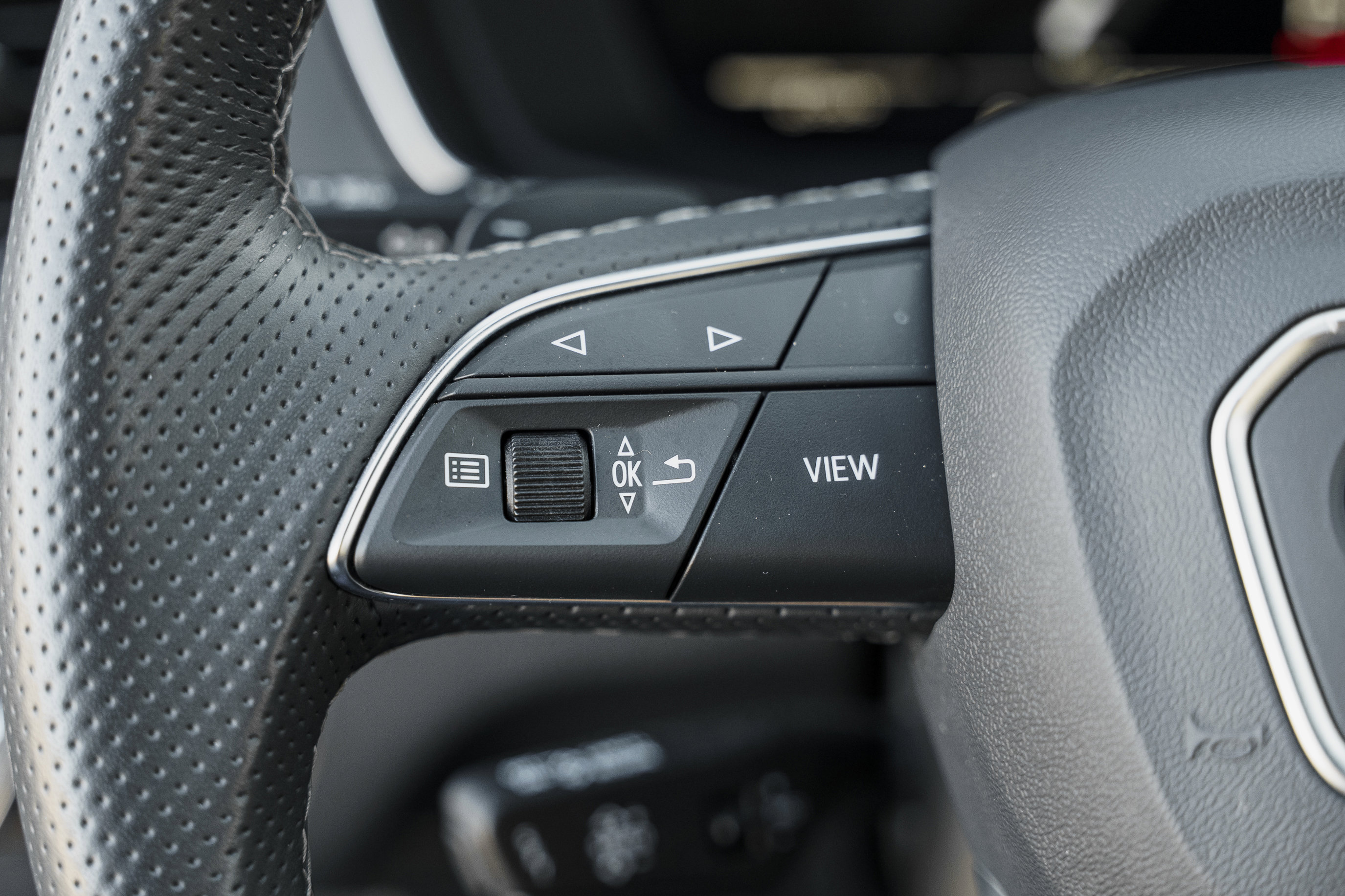 Used 2024 Audi SQ5 Prestige w/ Prestige Package image 18