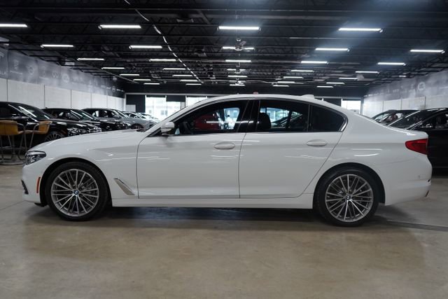 Used 2020 BMW 540i w/ Convenience Package RWD image 2