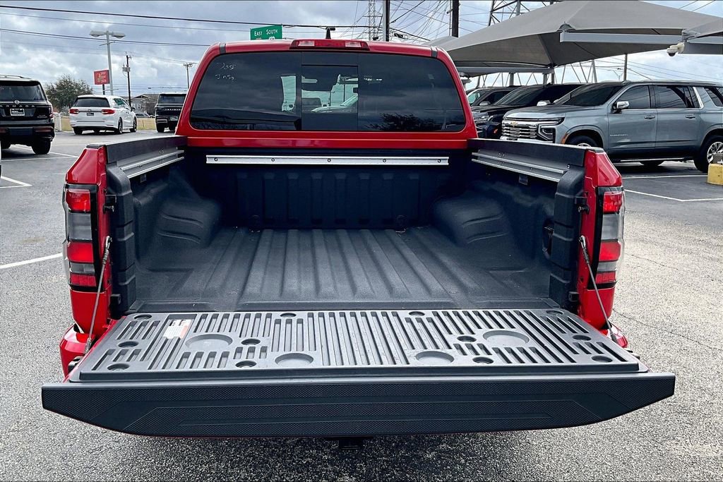 Used 2025 Nissan Frontier Pro-X w/ Pro Premium Package image 38