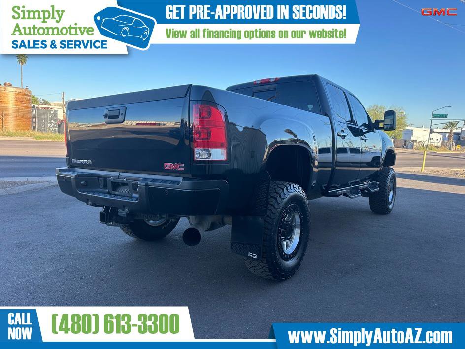 Used 2013 GMC Sierra 2500 Denali w/ Suspension Package, Off-Road image 10