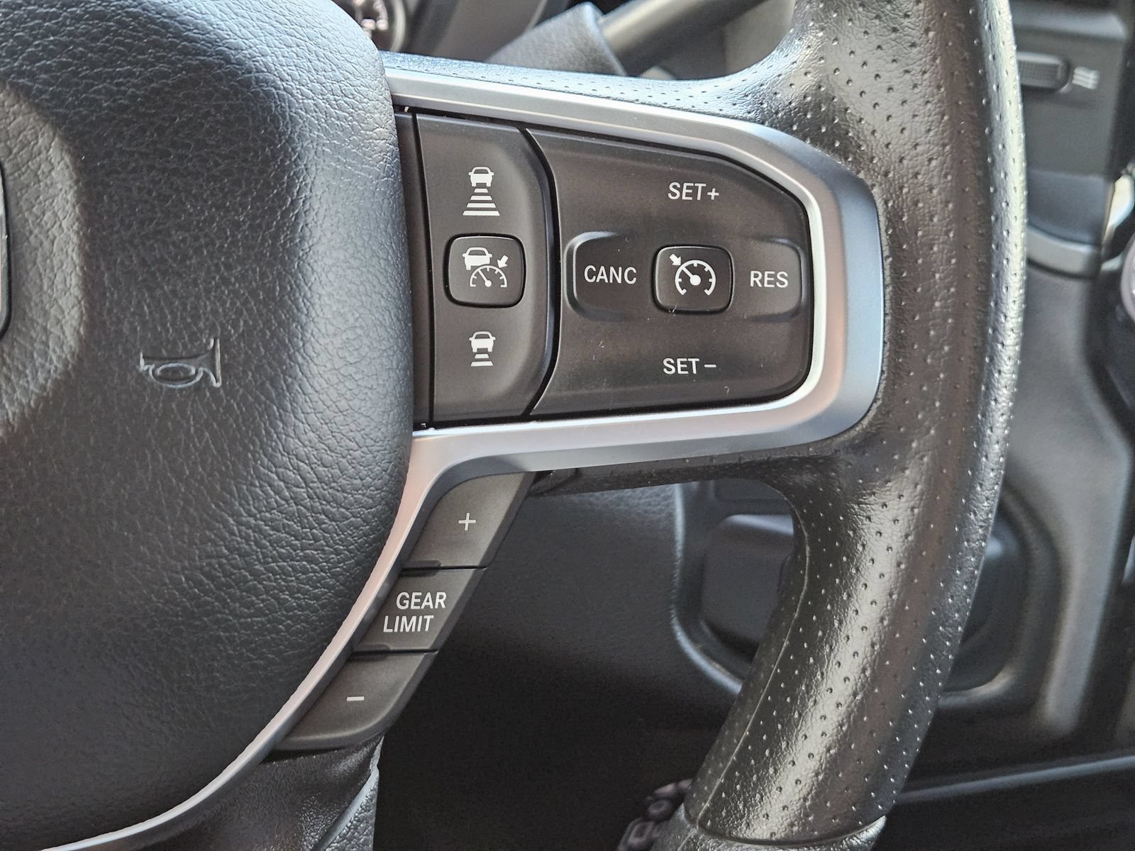 Used 2025 RAM 2500 Tradesman AWD/4WD image 28