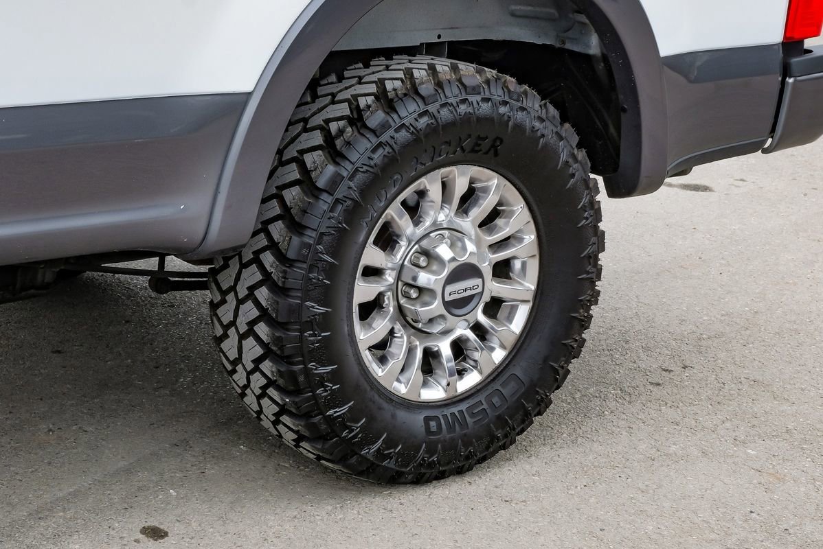 Used 2021 Ford F350 Lariat w/ Chrome Package image 63