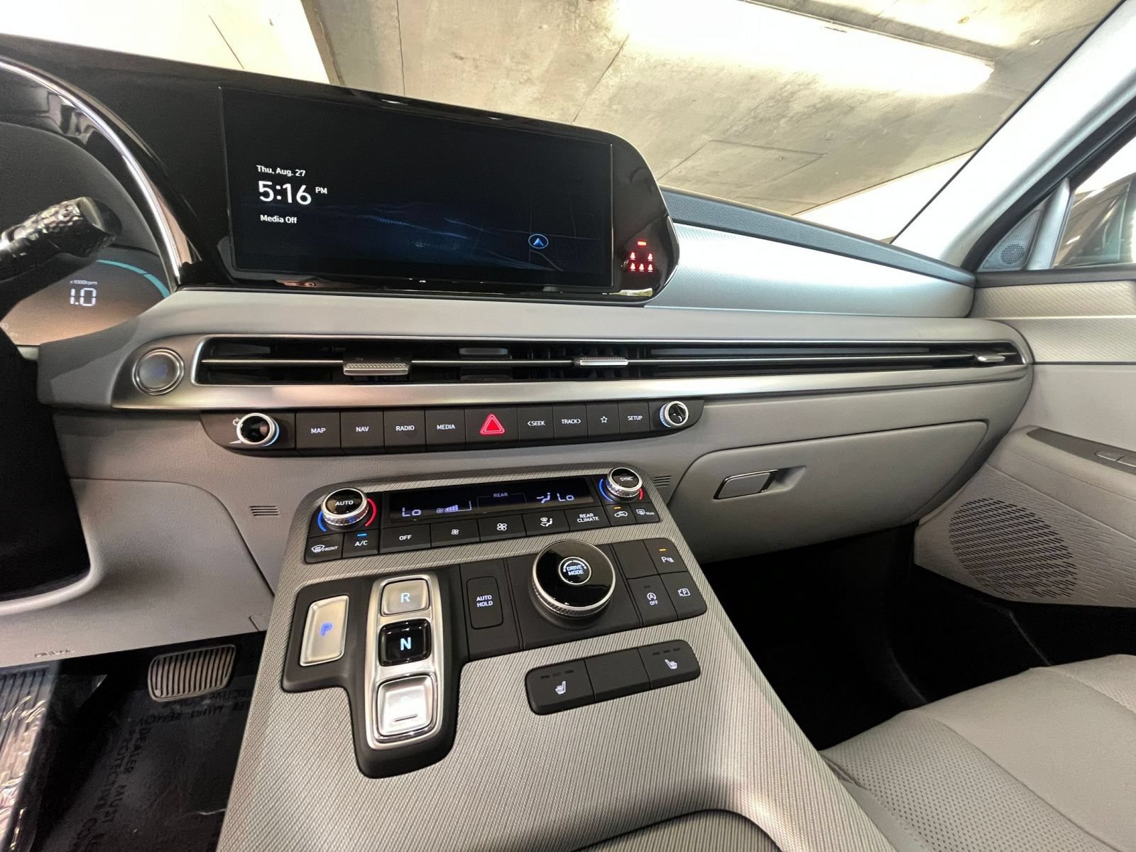 Used 2025 Hyundai Palisade SEL FWD image 20