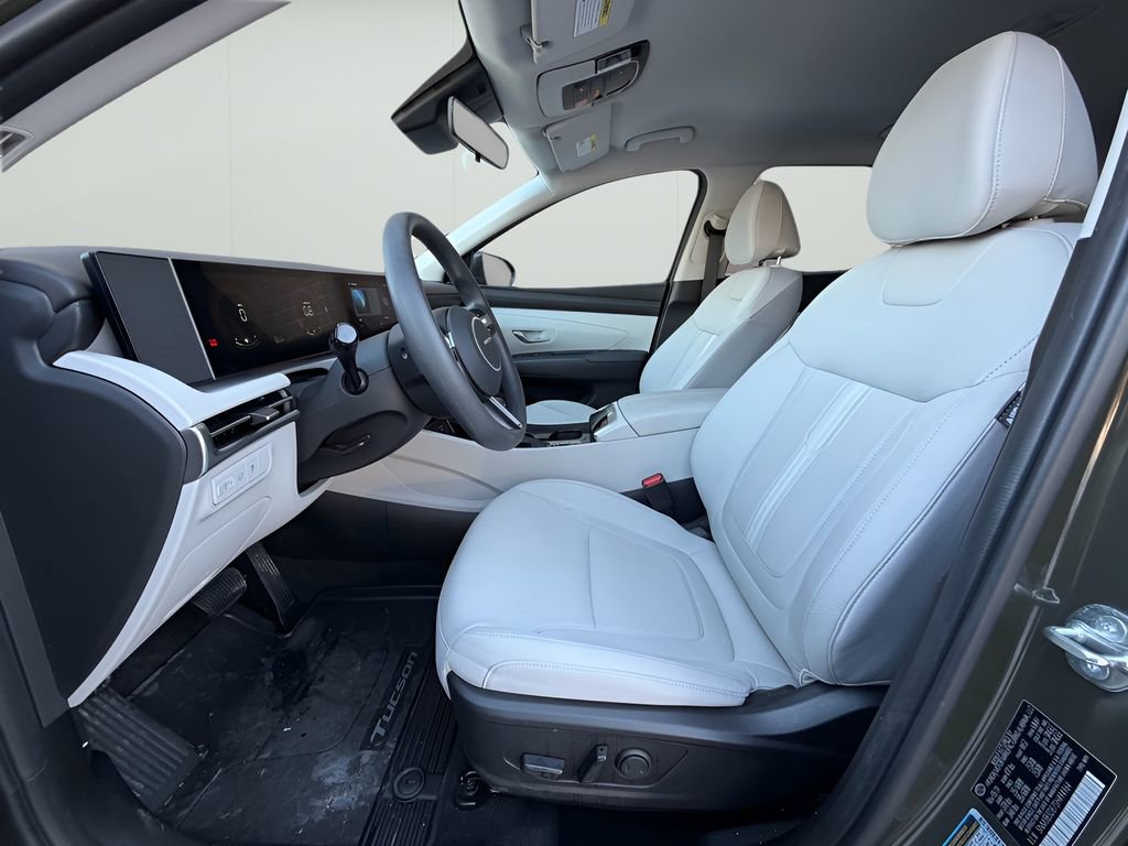 Used 2025 Hyundai Tucson SEL image 16