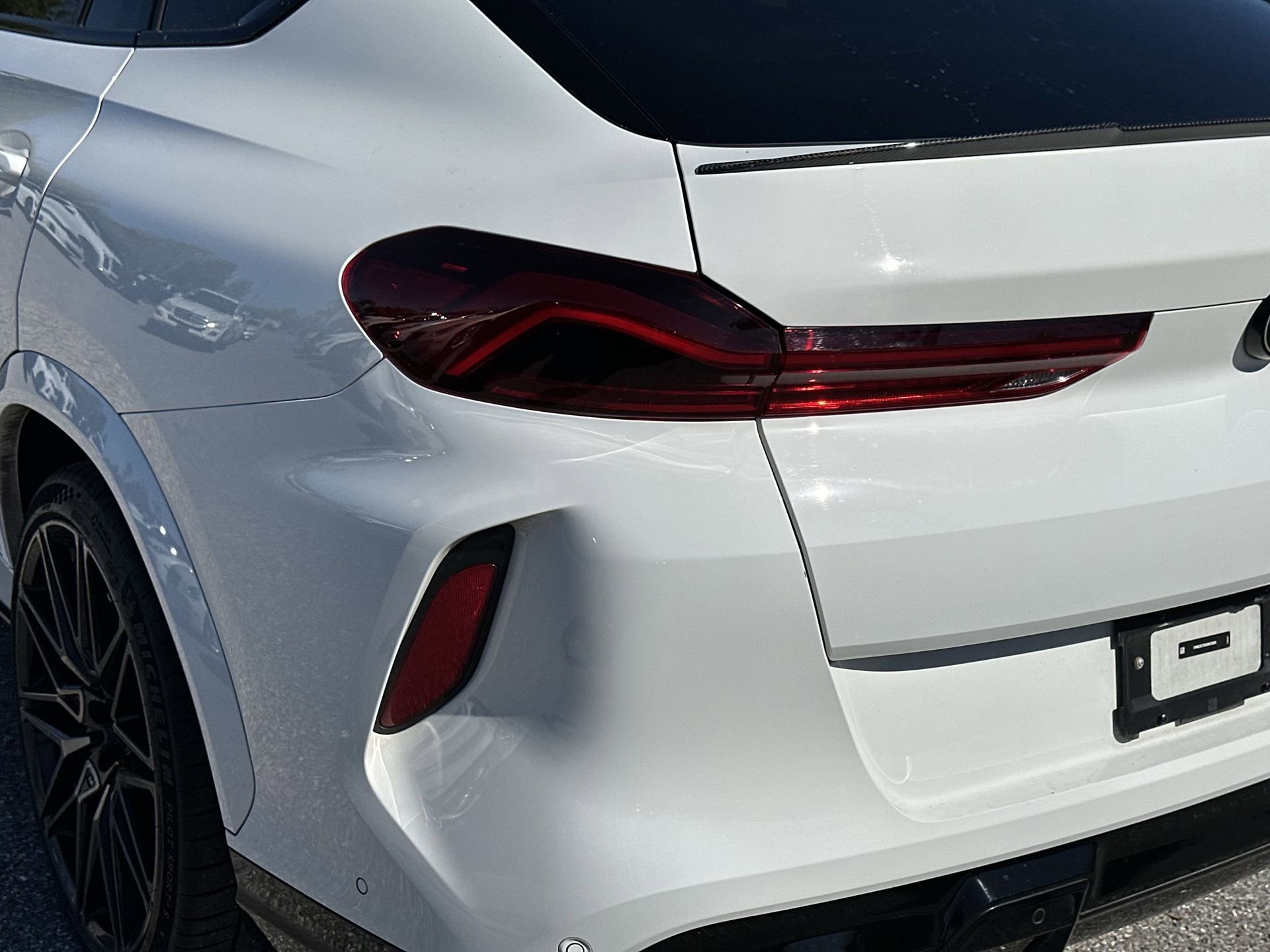 Used 2025 BMW X6 M Competition w/ Executive Package image 10