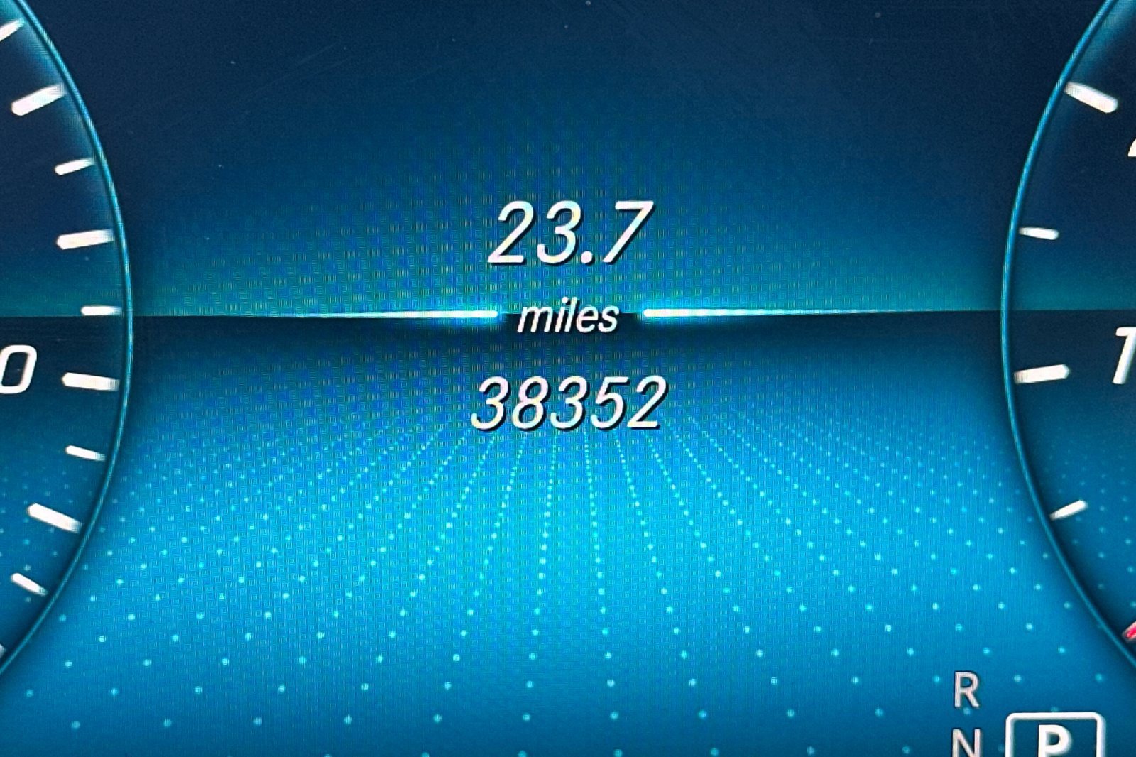 Used 2020 Mercedes-Benz GLC 300 4MATIC image 25