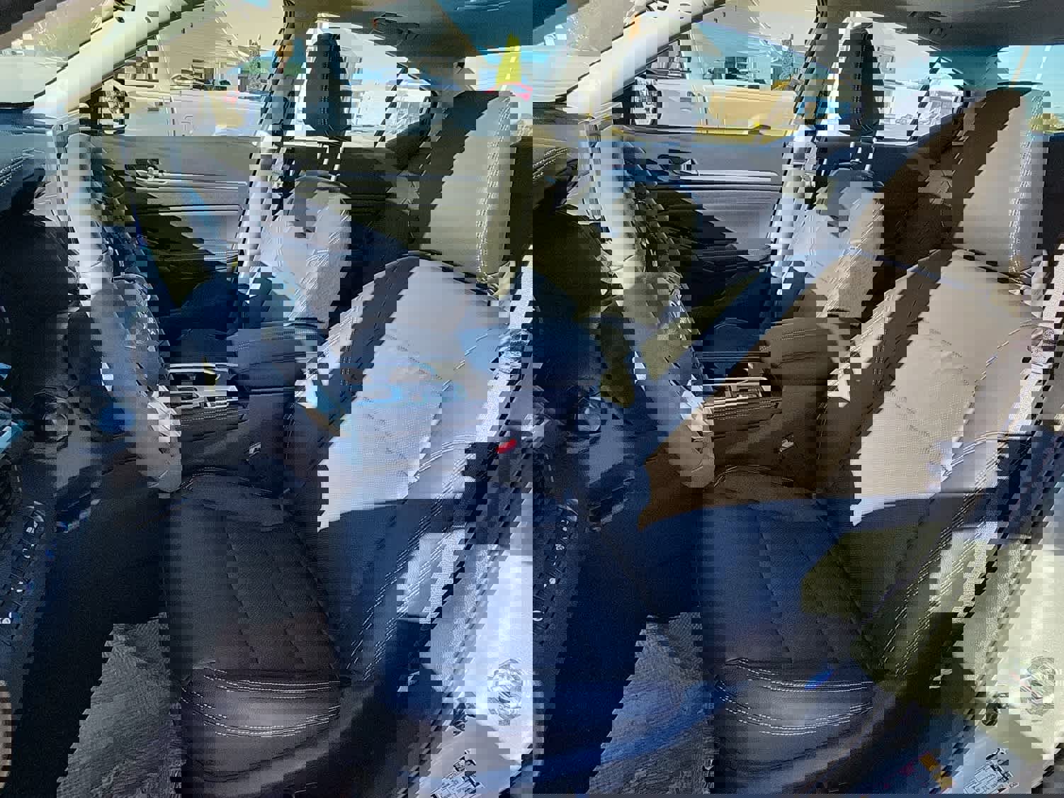 New 2025 Nissan Altima 2.5 SL FWD image 10