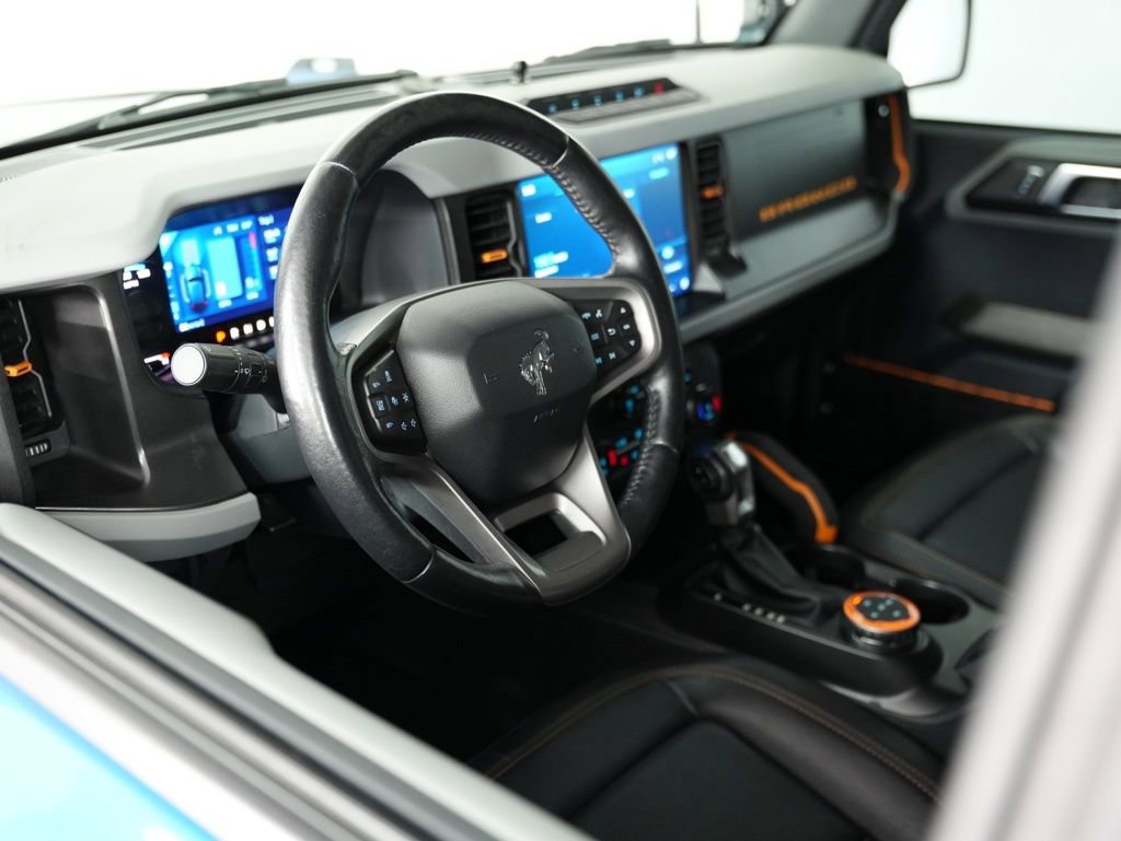 Used 2022 Ford Bronco Badlands image 6