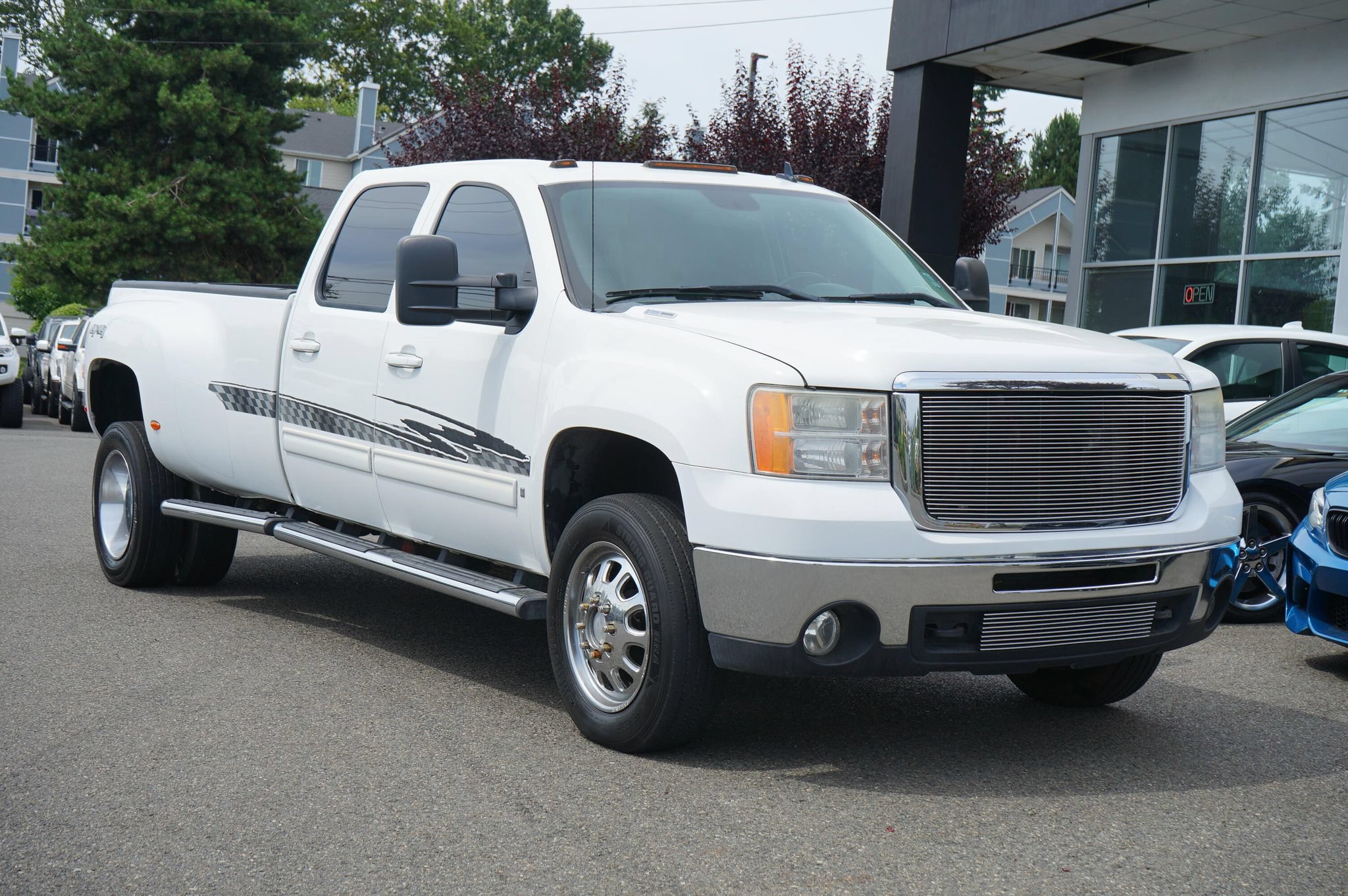 Used 2008 GMC Sierra 3500 SLT AWD/4WD image 8