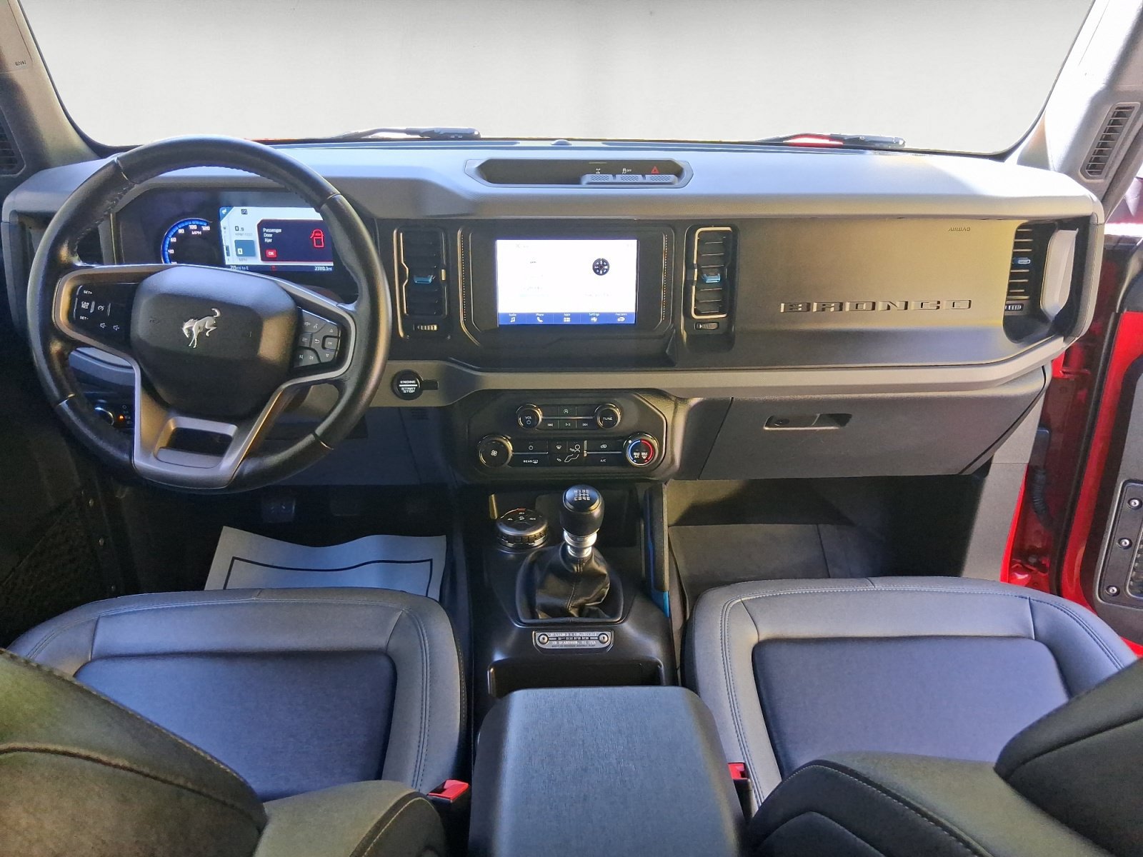 Used 2023 Ford Bronco Black Diamond AWD/4WD image 10