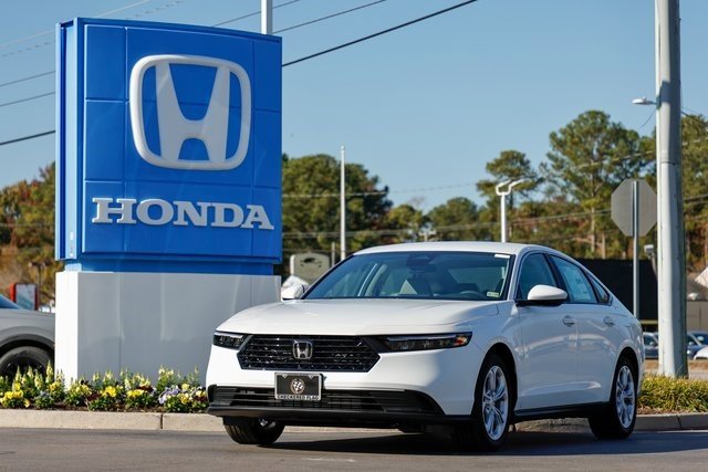 New 2025 Honda Accord LX