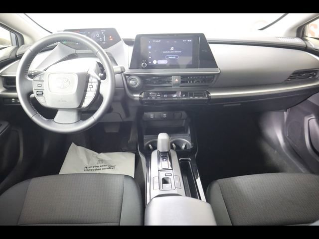 Used 2025 Toyota Prius LE image 20