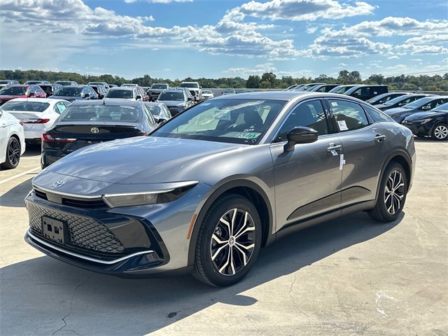 New 2026 Toyota Crown XLE image 2