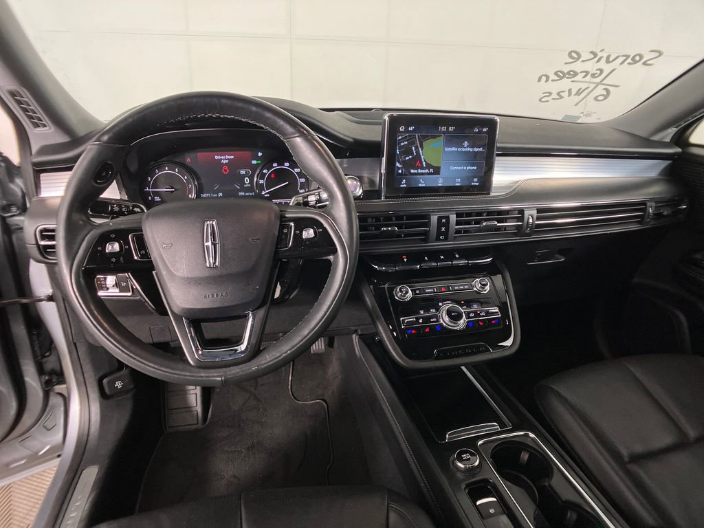 Used 2022 Lincoln Corsair AWD w/ Premium Package image 8