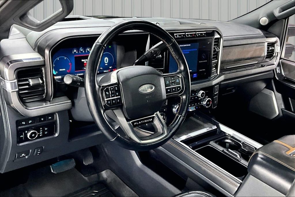 Used 2023 Ford F450 Platinum w/ FX4 Off-Road Package AWD/4WD image 17
