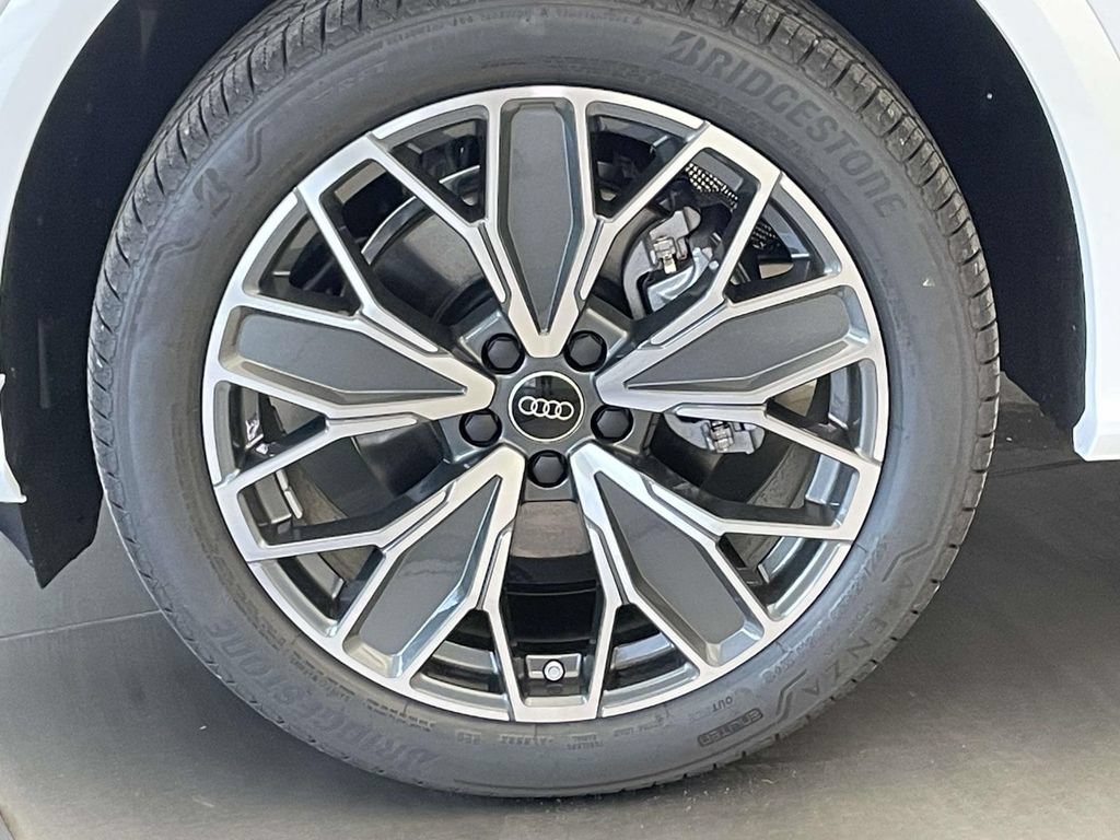 New 2026 Audi Q5 Premium Plus AWD/4WD image 11