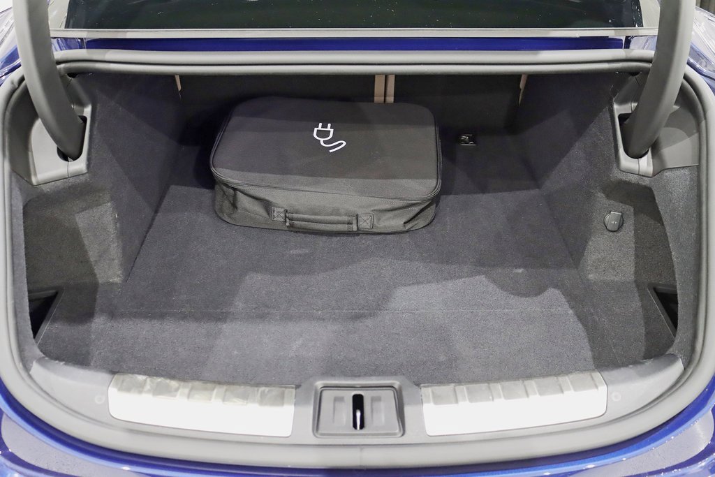 Used 2020 Porsche Taycan Turbo image 43