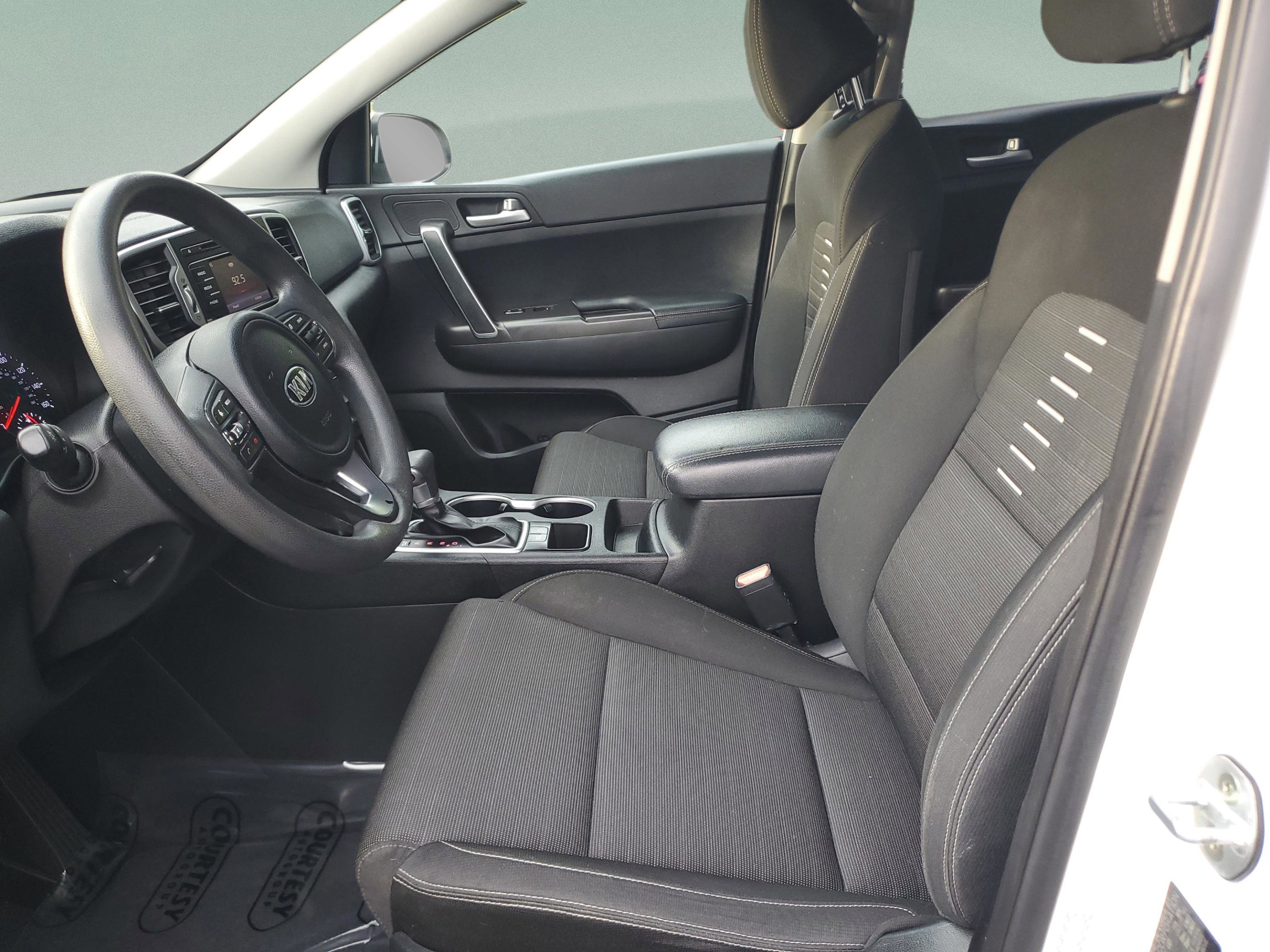 Used 2017 Kia Sportage LX w/ LX Popular Package FWD image 20