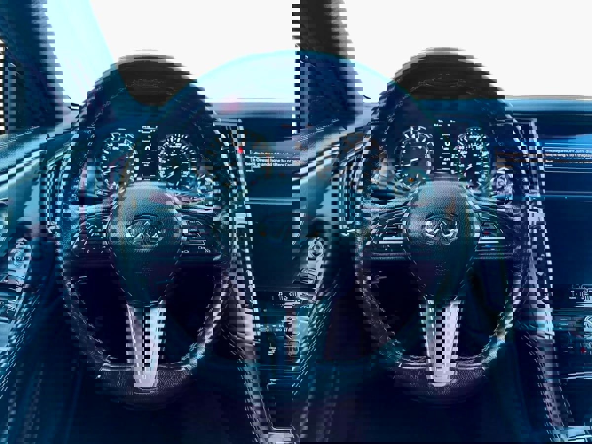 Used 2020 INFINITI Q60 3.0t image 12