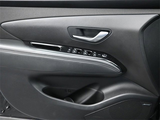Used 2023 Hyundai Tucson Limited image 7