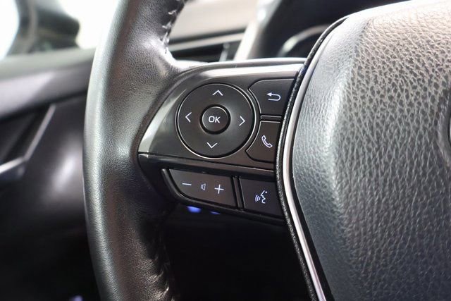 Used 2020 Toyota Camry SE w/ Carpet Mat Package FWD image 18