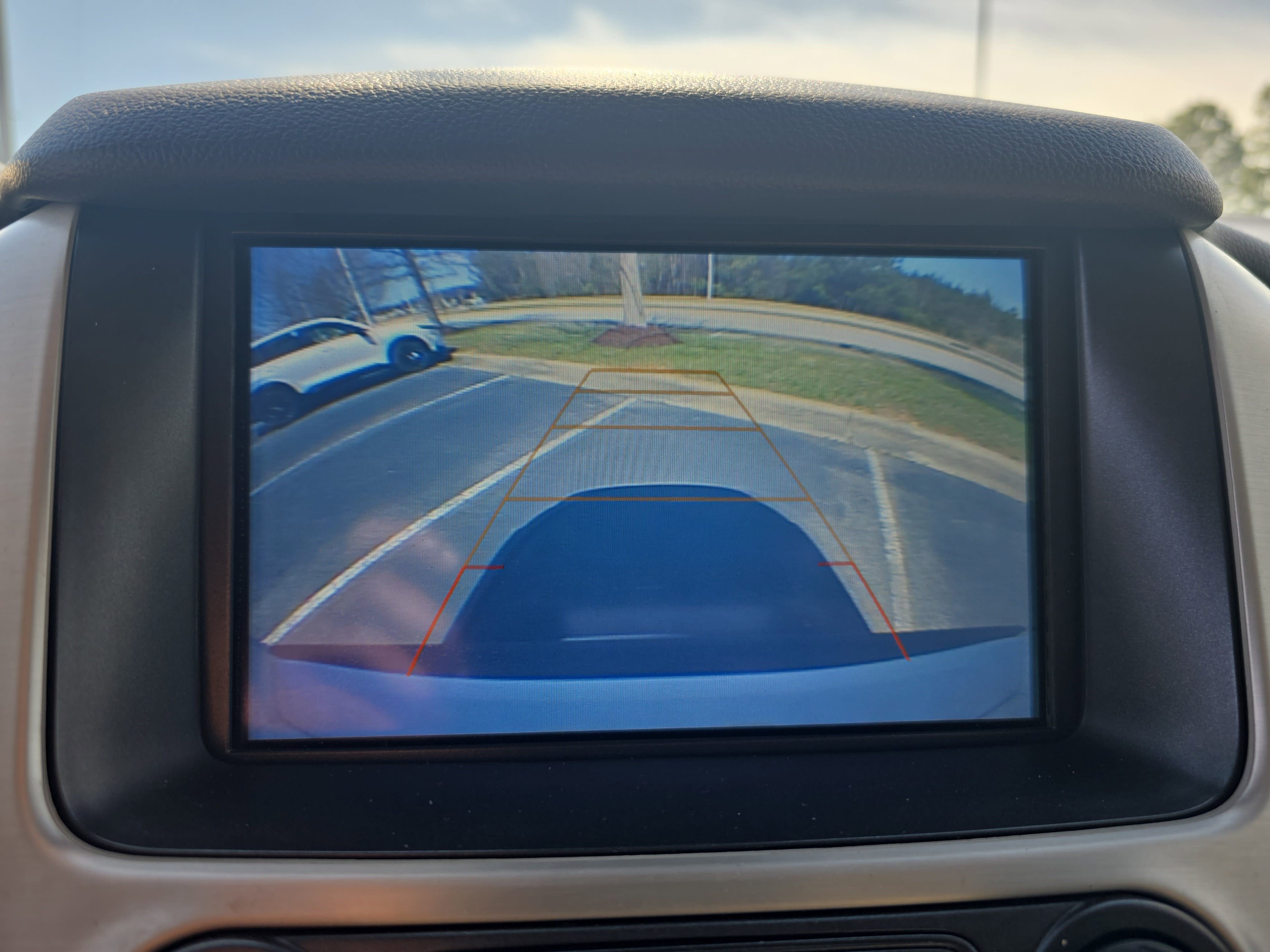 Used 2019 GMC Yukon XL SLT w/ Open Road Package image 26