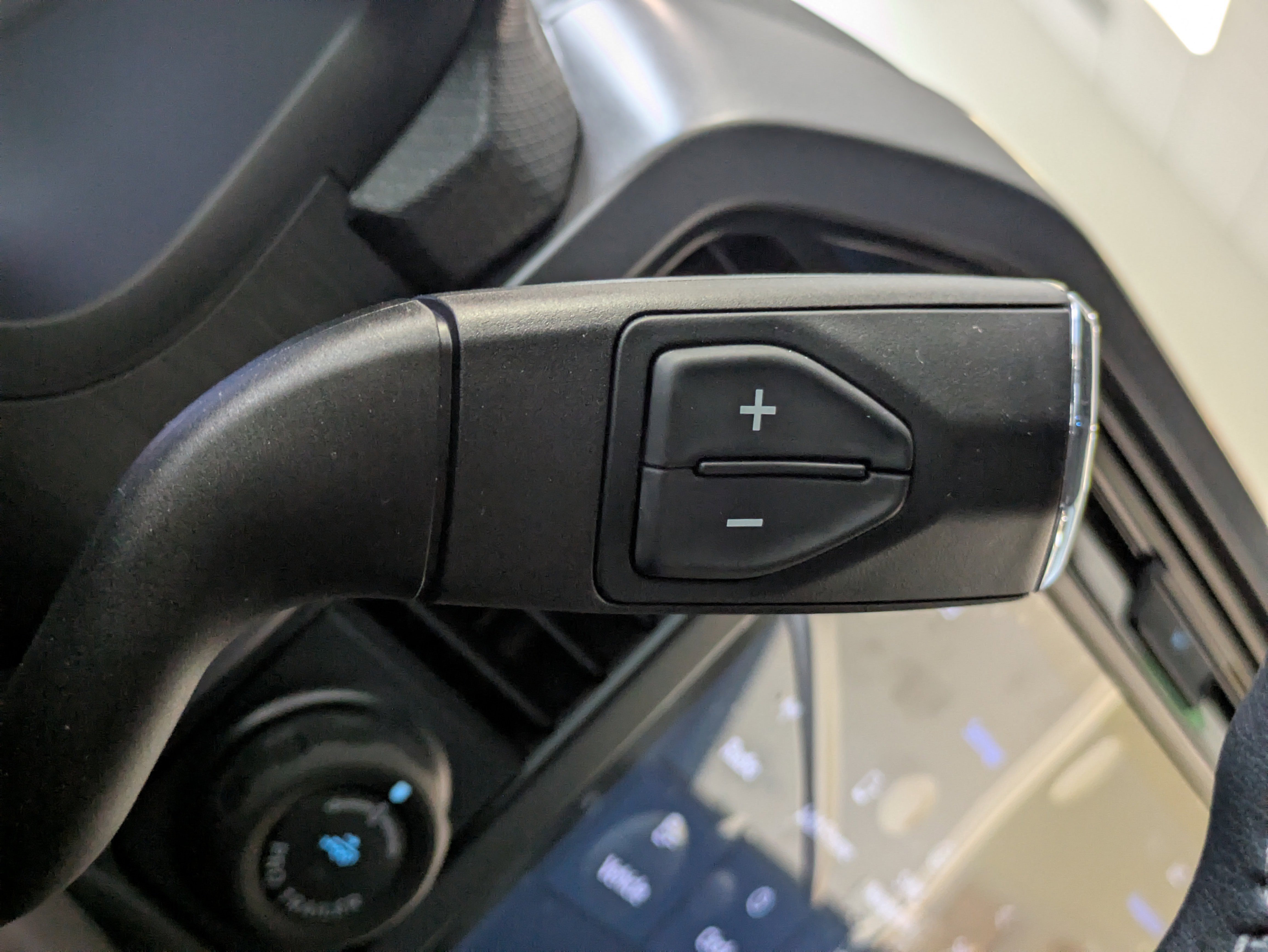 New 2025 Ford F150 XLT w/ Equipment Group 302A MID image 19