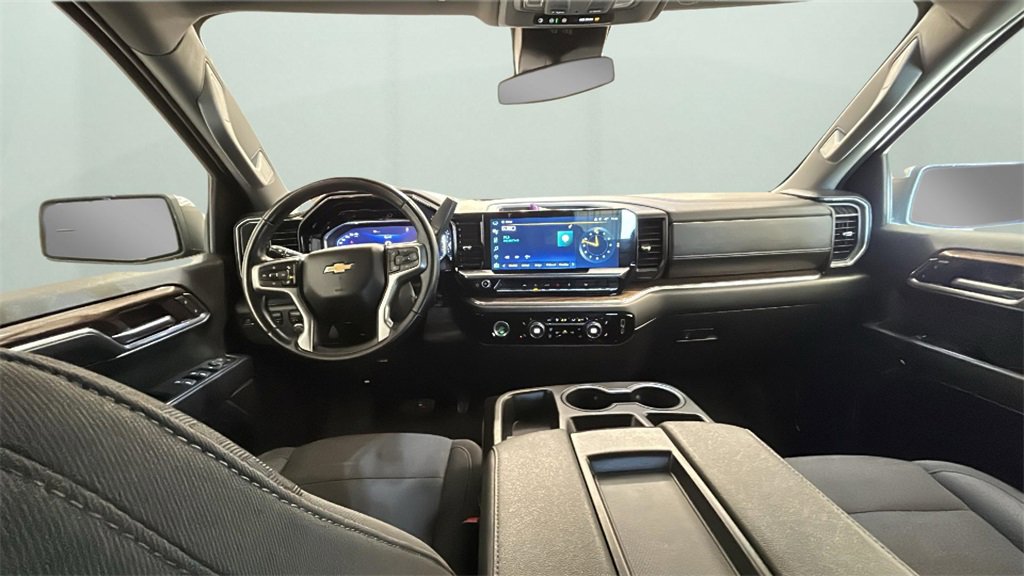 Used 2024 Chevrolet Silverado 1500 LT w/ Protection Package image 9