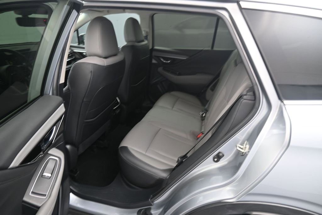 Used 2020 Subaru Outback Limited w/ Popular Package #2 AWD/4WD image 17