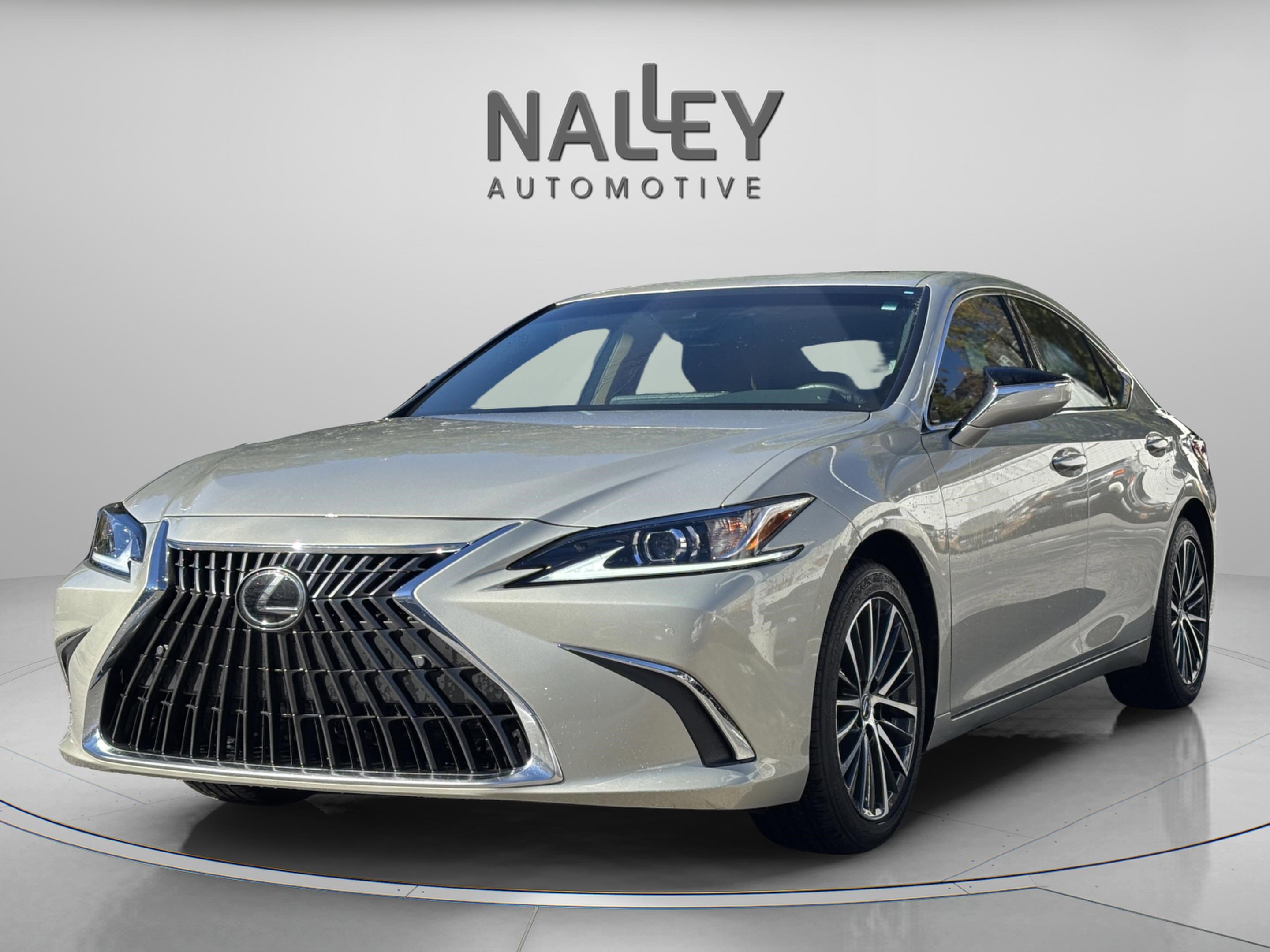 Used 2025 Lexus ES 300h w/ Premium Package