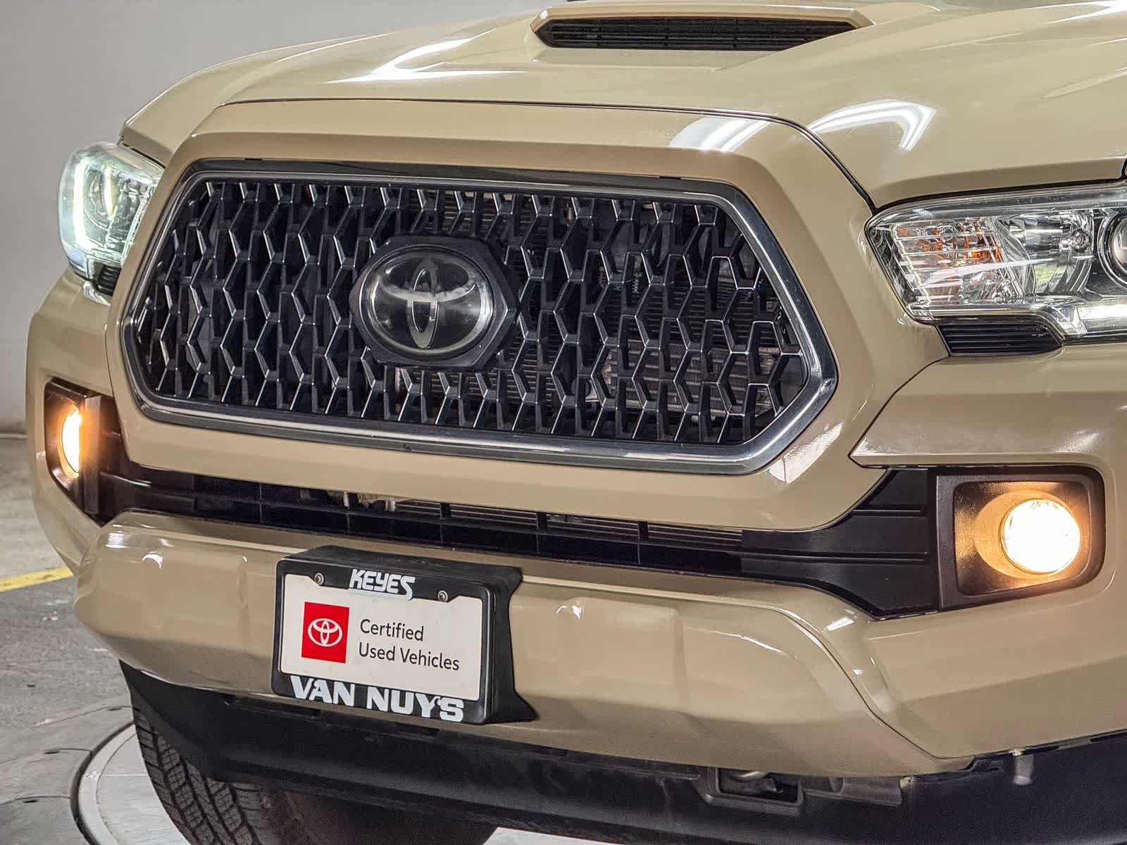 Certified 2019 Toyota Tacoma TRD Sport w/ Technology Package RWD image 9