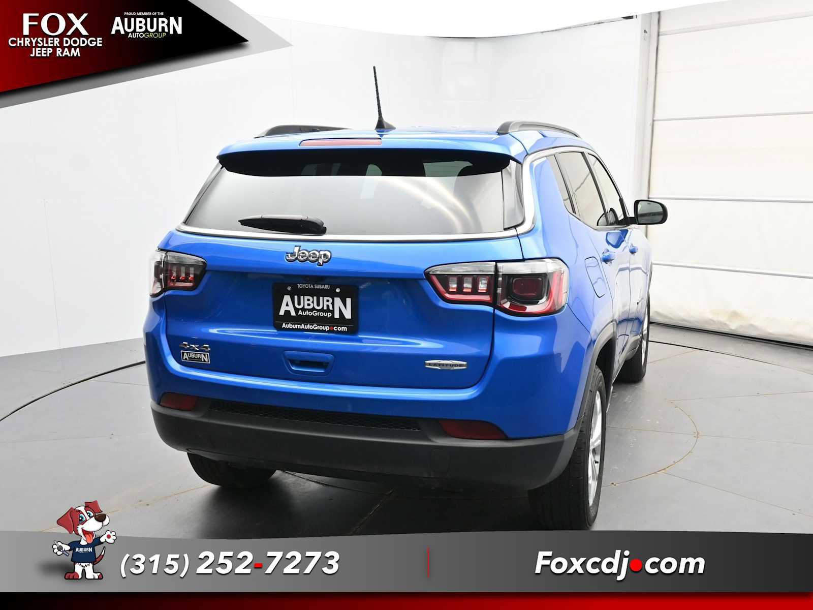 Used 2024 Jeep Compass Latitude w/ Convenience Group image 4