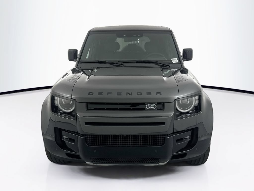 New 2026 Land Rover Defender 110 V8 AWD/4WD image 2