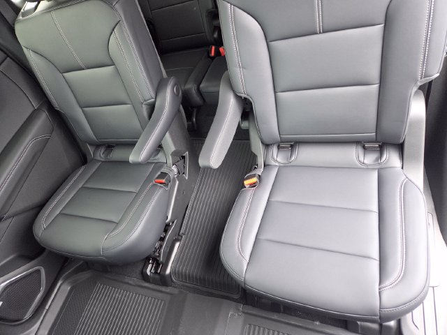 New 2026 GMC Acadia Elevation w/ Elevation Premium Package AWD/4WD image 29