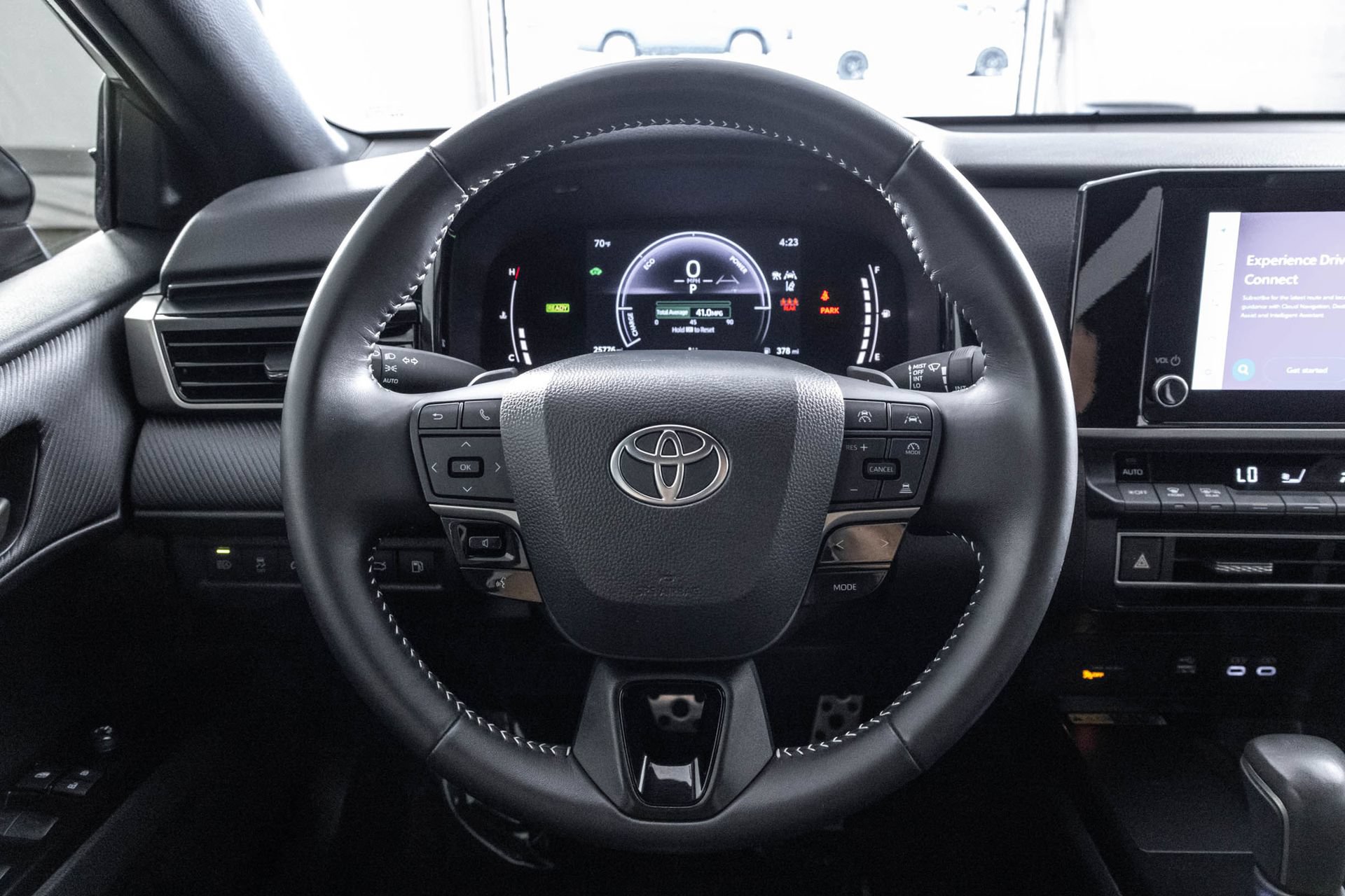 Used 2025 Toyota Camry SE AWD/4WD image 28