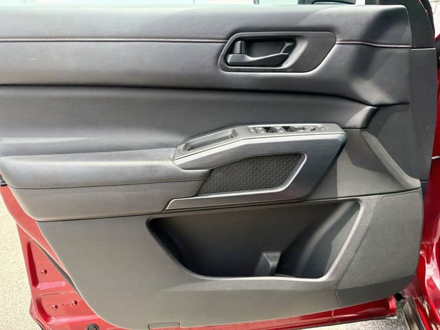 Used 2023 Nissan Pathfinder Rock Creek AWD/4WD image 22