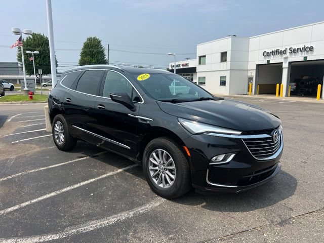 Used 2024 Buick Enclave Essence w/ Trailering Package, 5000 lbs. FWD image 3