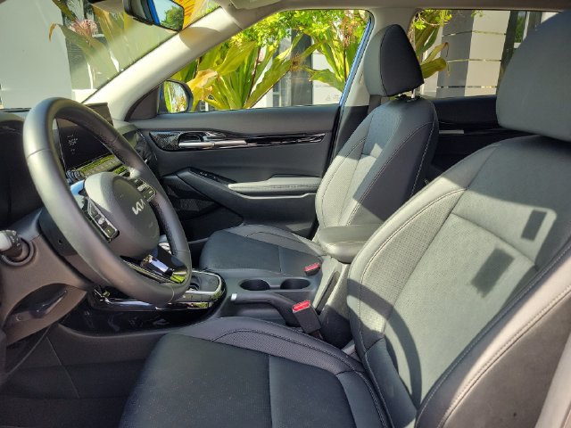 Used 2023 Kia Seltos EX AWD/4WD image 19