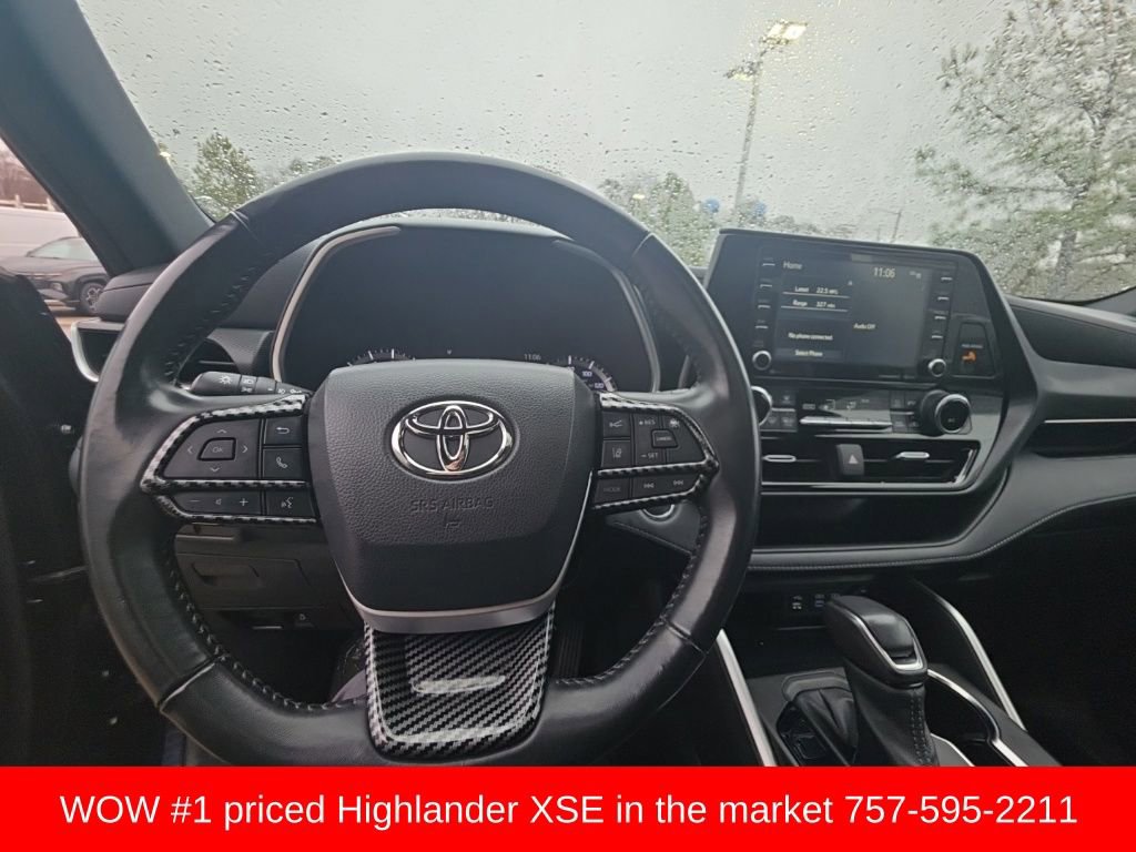 Used 2022 Toyota Highlander XSE image 13