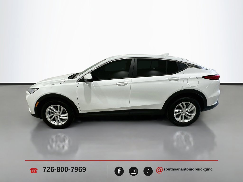 Used 2026 Buick Envista Sport Touring FWD image 4
