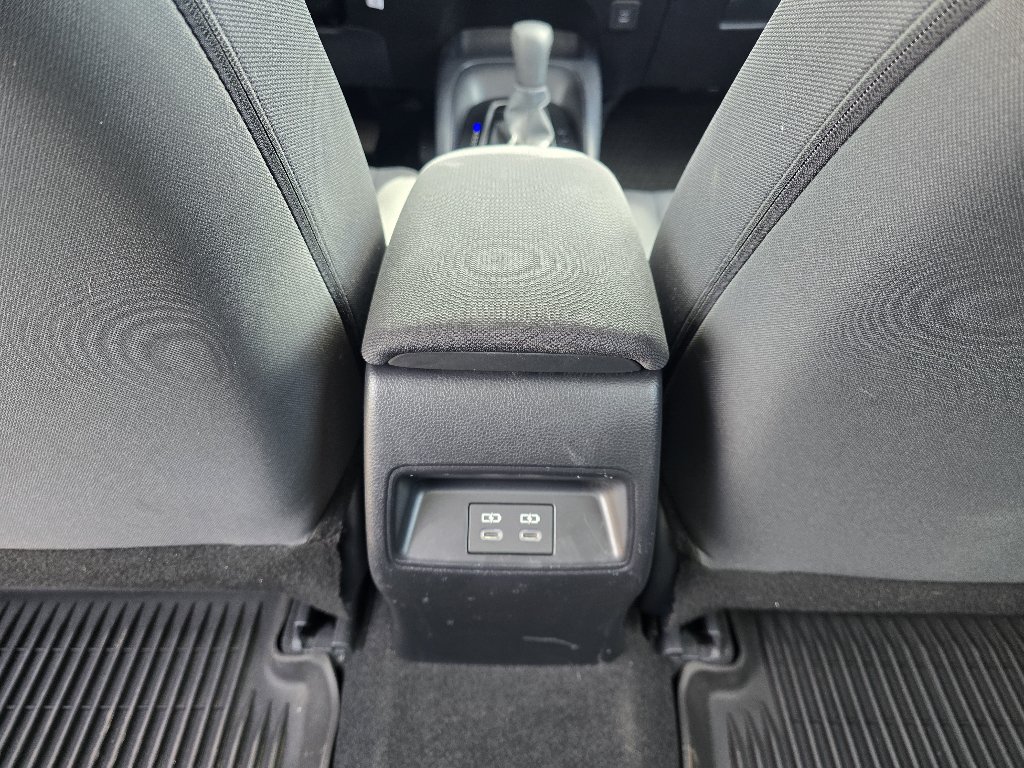 Used 2025 Toyota Corolla LE FWD image 29