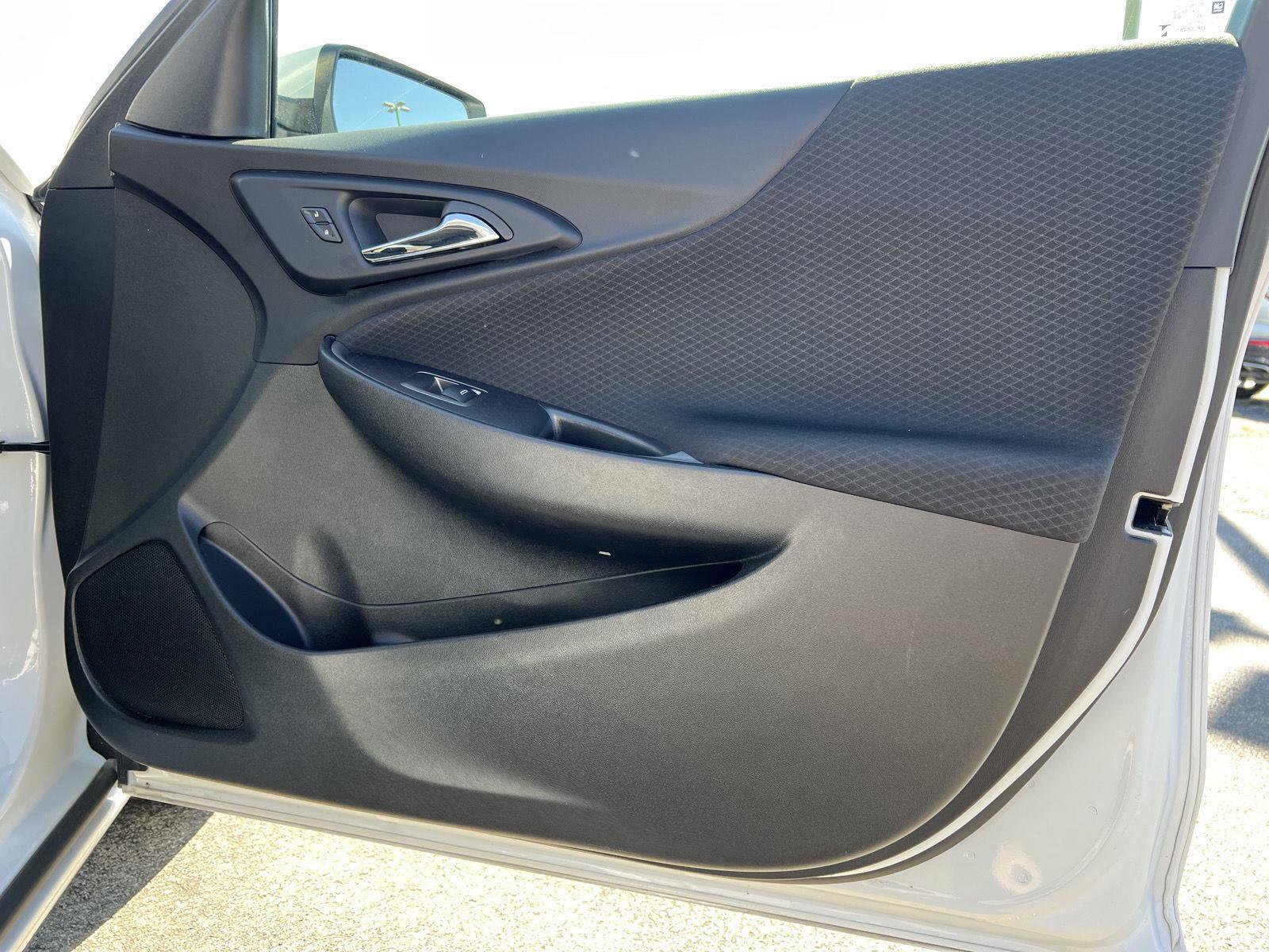 Used 2023 Chevrolet Malibu LT image 13