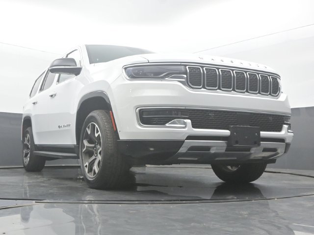 Used 2023 Jeep Wagoneer Series III w/ Preferred Equipment Group AWD/4WD image 53