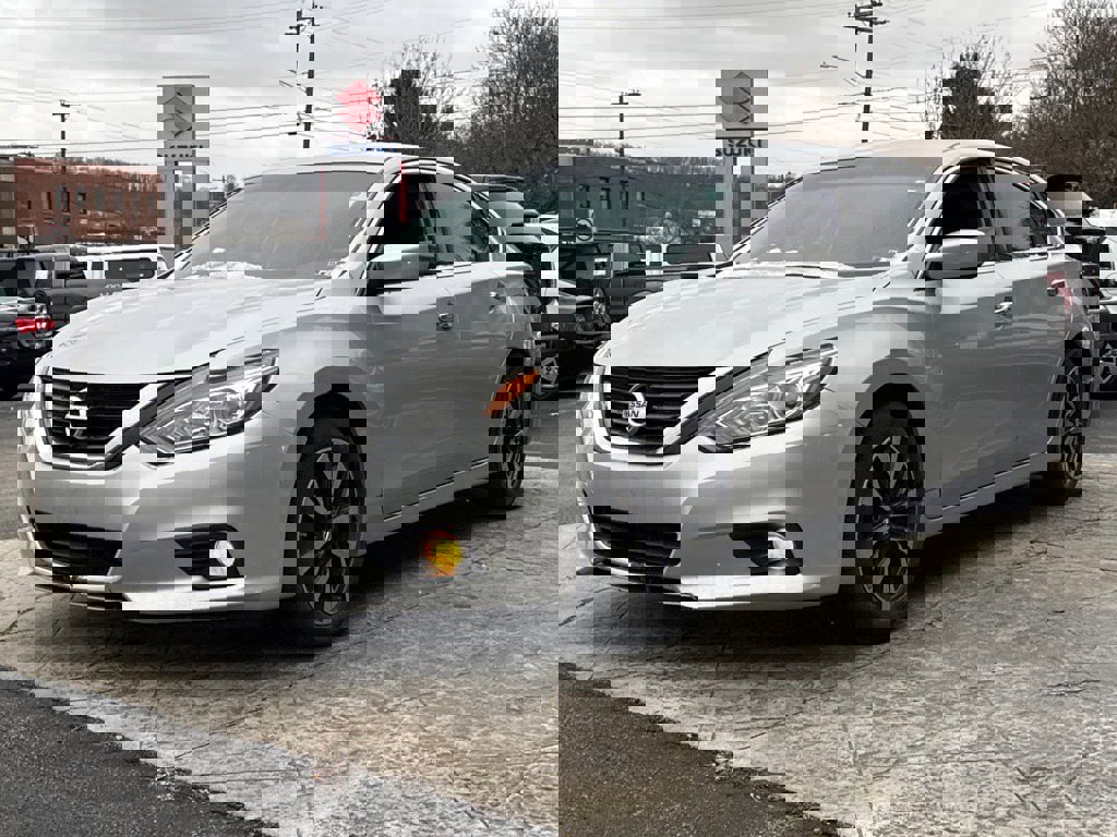 Used 2018 Nissan Altima 2.5 SV image 5