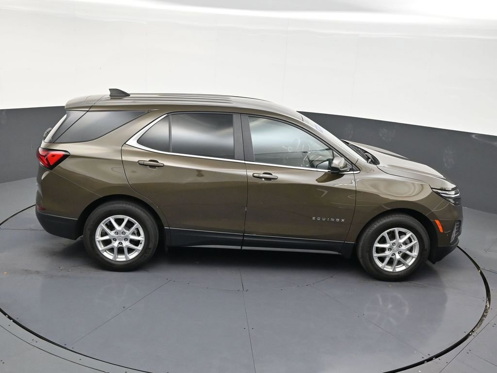 Used 2024 Chevrolet Equinox LT FWD image 18