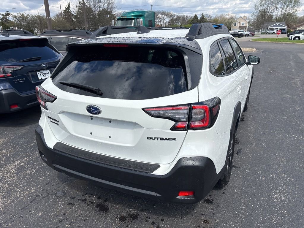 Used 2025 Subaru Outback Onyx Edition w/ Popular Package #2 image 3