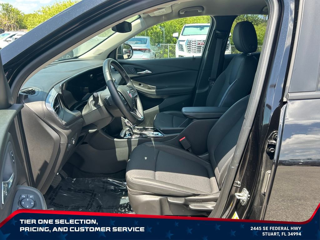 Used 2025 Buick Encore GX Preferred w/ Advanced Technology Package FWD image 12