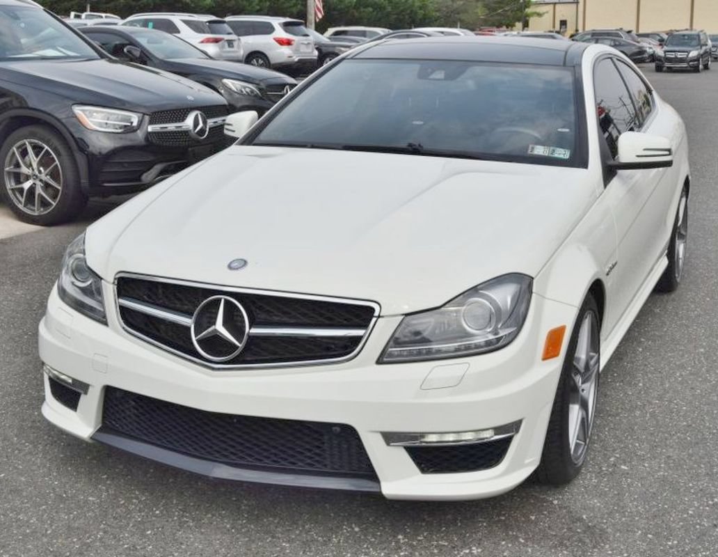 Used 2012 Mercedes-Benz C 63 AMG Coupe image 2