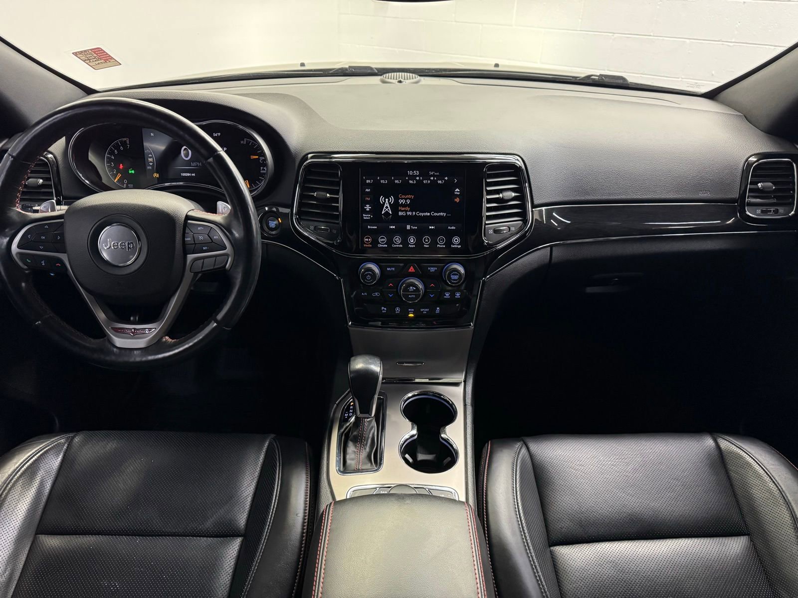 Used 2021 Jeep Grand Cherokee Trailhawk w/ Trailhawk Luxury Group AWD/4WD image 26